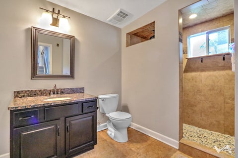 Tiny photo for 850 W Fabyan Parkway, Batavia, IL 60510 (MLS # 12690163)
