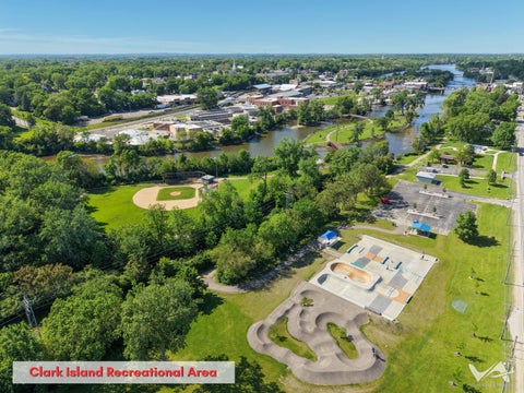 Tiny photo for 850 W Fabyan Parkway, Batavia, IL 60510 (MLS # 12690163)