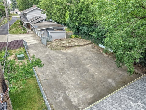 Tiny photo for 850 W Fabyan Parkway, Batavia, IL 60510 (MLS # 12690163)