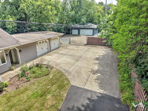 Tiny photo for 850 W Fabyan Parkway, Batavia, IL 60510 (MLS # 12690163)