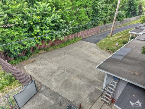 Tiny photo for 850 W Fabyan Parkway, Batavia, IL 60510 (MLS # 12690163)