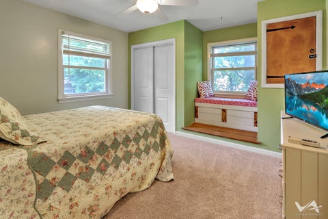 Tiny photo for 850 W Fabyan Parkway, Batavia, IL 60510 (MLS # 12690163)