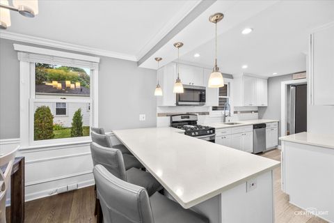 Tiny photo for 1414 S 4th Street, St. Charles, IL 60174 (MLS # 12689122)