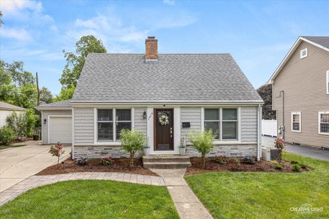 Photo of 1414 S 4th Street, St. Charles, IL 60174 (MLS # 12689122)