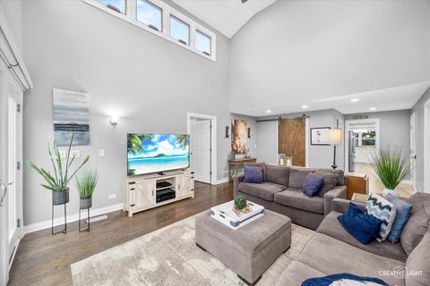 Tiny photo for 1414 S 4th Street, St. Charles, IL 60174 (MLS # 12689122)