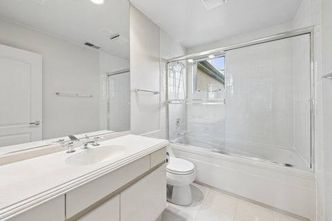 Tiny photo for 1409 S INDIANA Avenue #D, Chicago, IL 60605 (MLS # 12750520)