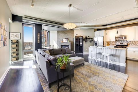 Tiny photo for 4846 N CLARK Street #510, Chicago, IL 60640 (MLS # 12610813)