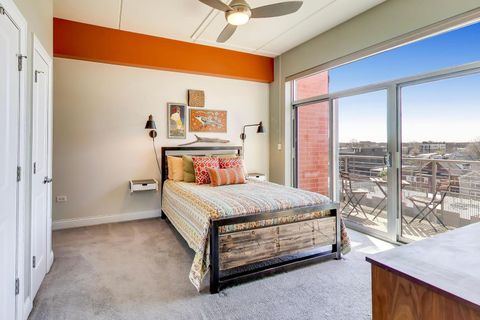 Tiny photo for 4846 N CLARK Street #510, Chicago, IL 60640 (MLS # 12610813)