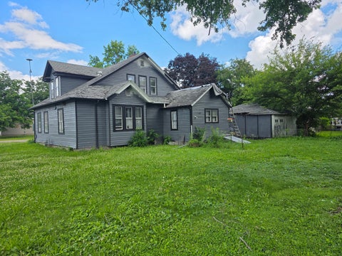 Tiny photo for 702 Locust Street, Carthage, IL 62321 (MLS # 12699827)