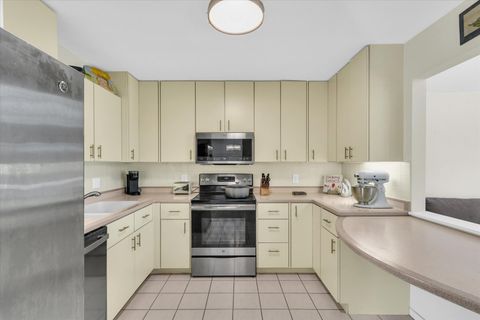 Tiny photo for 27 Fields East #0, Champaign, IL 61822 (MLS # 12587615)
