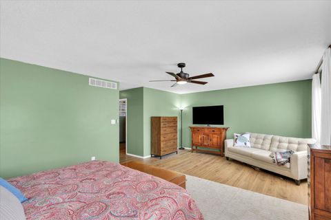 Tiny photo for 27 Fields East #0, Champaign, IL 61822 (MLS # 12587615)