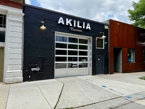 116 N Aberdeen Street Chicago IL 60607