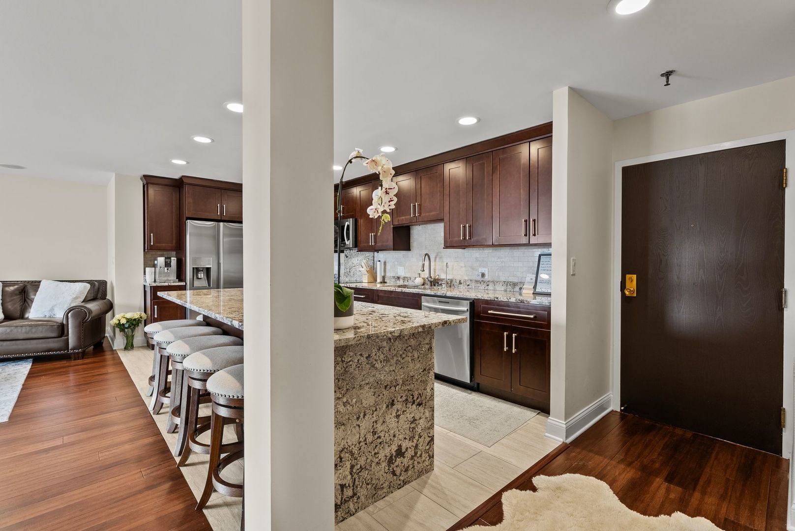 1777 W CRYSTAL Lane 307