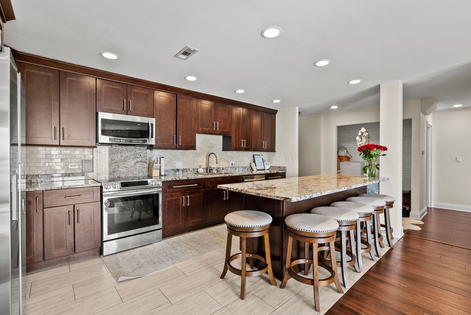 1777 W CRYSTAL Lane 307