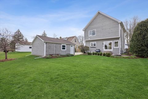 Tiny photo for 131 Indian Drive, Clarendon Hills, IL 60514 (MLS # 12611023)