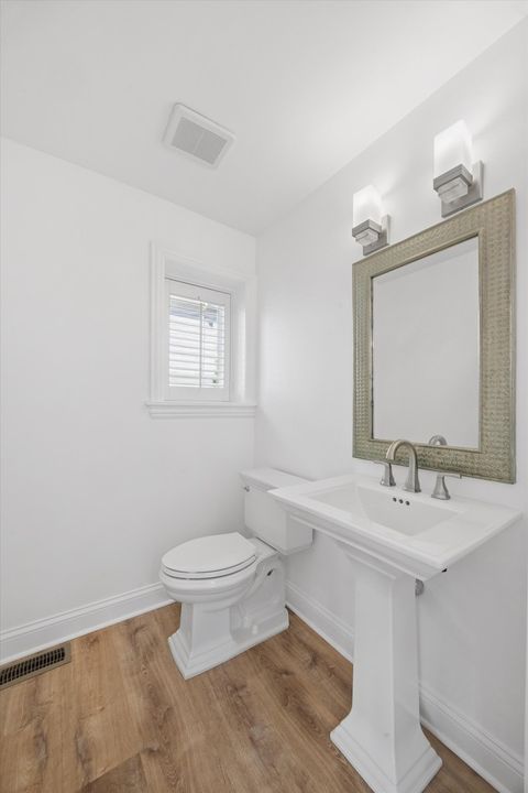 Tiny photo for 131 Indian Drive, Clarendon Hills, IL 60514 (MLS # 12611023)