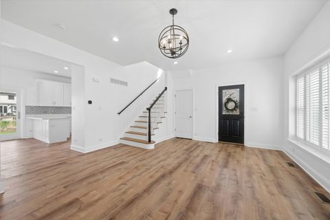 Tiny photo for 131 Indian Drive, Clarendon Hills, IL 60514 (MLS # 12611023)