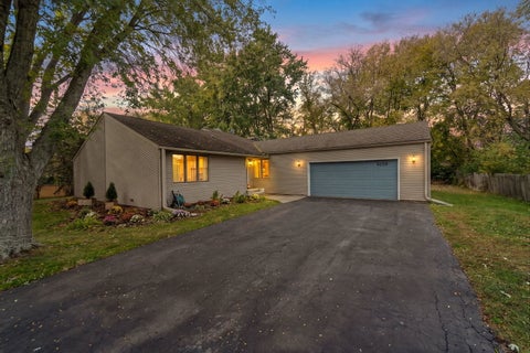 Photo of 5025 Wilderness Trail, Rockford, IL 61114 (MLS # 12779492)