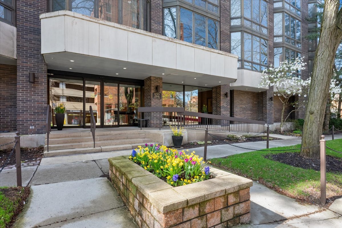 522 Church Street 6C
