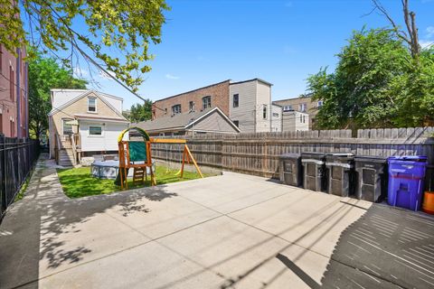 Tiny photo for 525 N Saint Louis Avenue, Chicago, IL 60624 (MLS # 12406859)