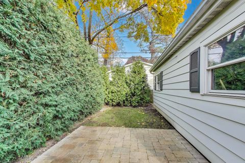Tiny photo for 228 E Center Avenue, Lake Bluff, IL 60044 (MLS # 12518325)