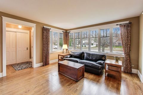 Tiny photo for 228 E Center Avenue, Lake Bluff, IL 60044 (MLS # 12518325)