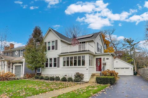 Tiny photo for 228 E Center Avenue, Lake Bluff, IL 60044 (MLS # 12518325)