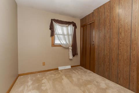 Tiny photo for 908 E Chestnut Street, Pontiac, IL 61764 (MLS # 12707664)