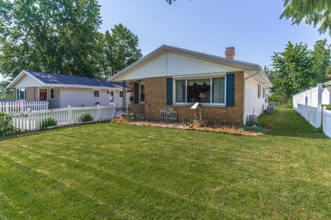 Tiny photo for 908 E Chestnut Street, Pontiac, IL 61764 (MLS # 12707664)
