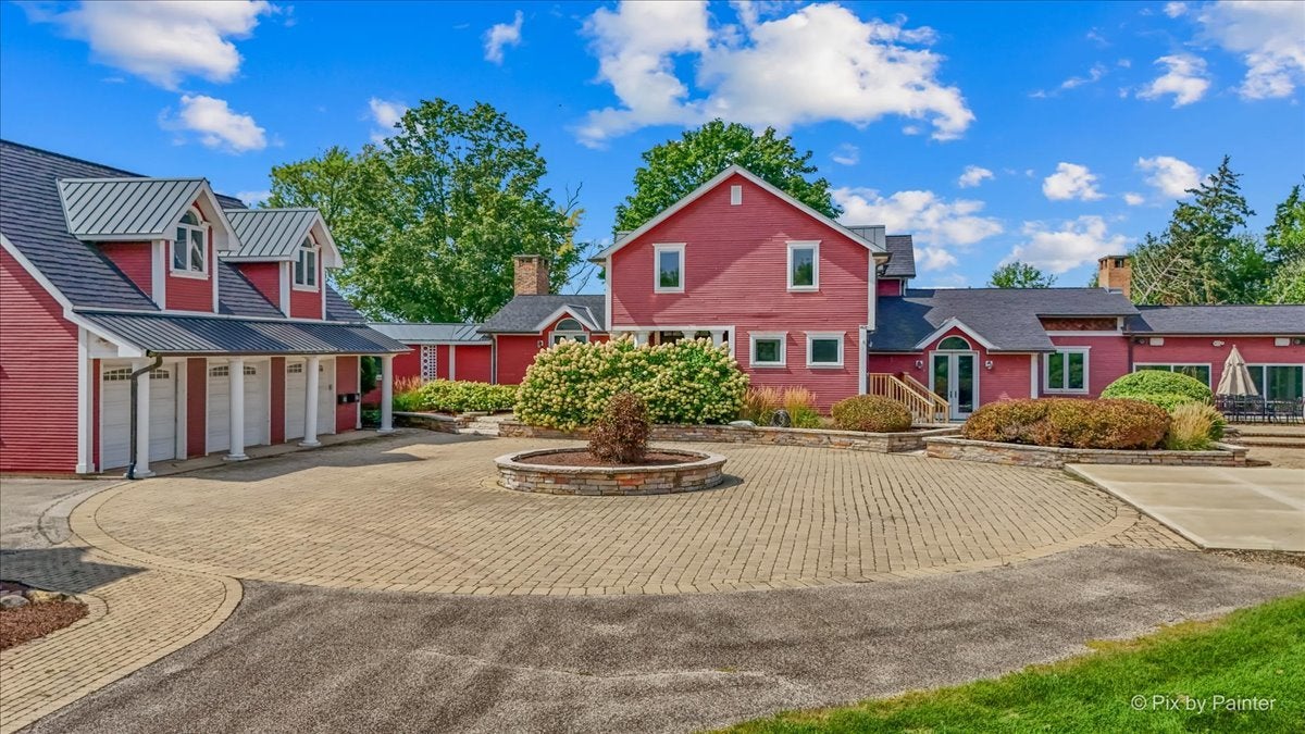 202 N Queen Anne Road