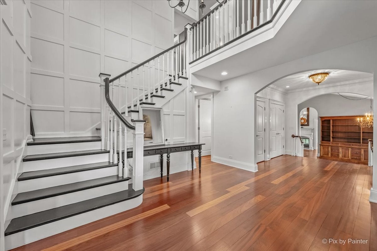 202 N Queen Anne Road