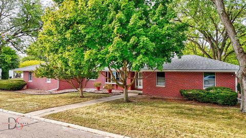 Photo of 200 E Allen Street, Ottawa, IL 61350 (MLS # 12460481)