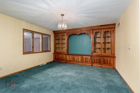 Tiny photo for 200 E Allen Street, Ottawa, IL 61350 (MLS # 12460481)