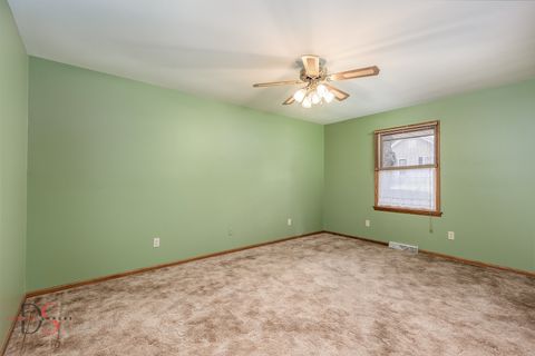 Tiny photo for 200 E Allen Street, Ottawa, IL 61350 (MLS # 12460481)