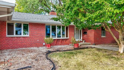Tiny photo for 200 E Allen Street, Ottawa, IL 61350 (MLS # 12460481)