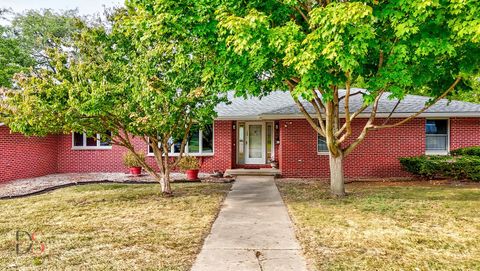 Tiny photo for 200 E Allen Street, Ottawa, IL 61350 (MLS # 12460481)