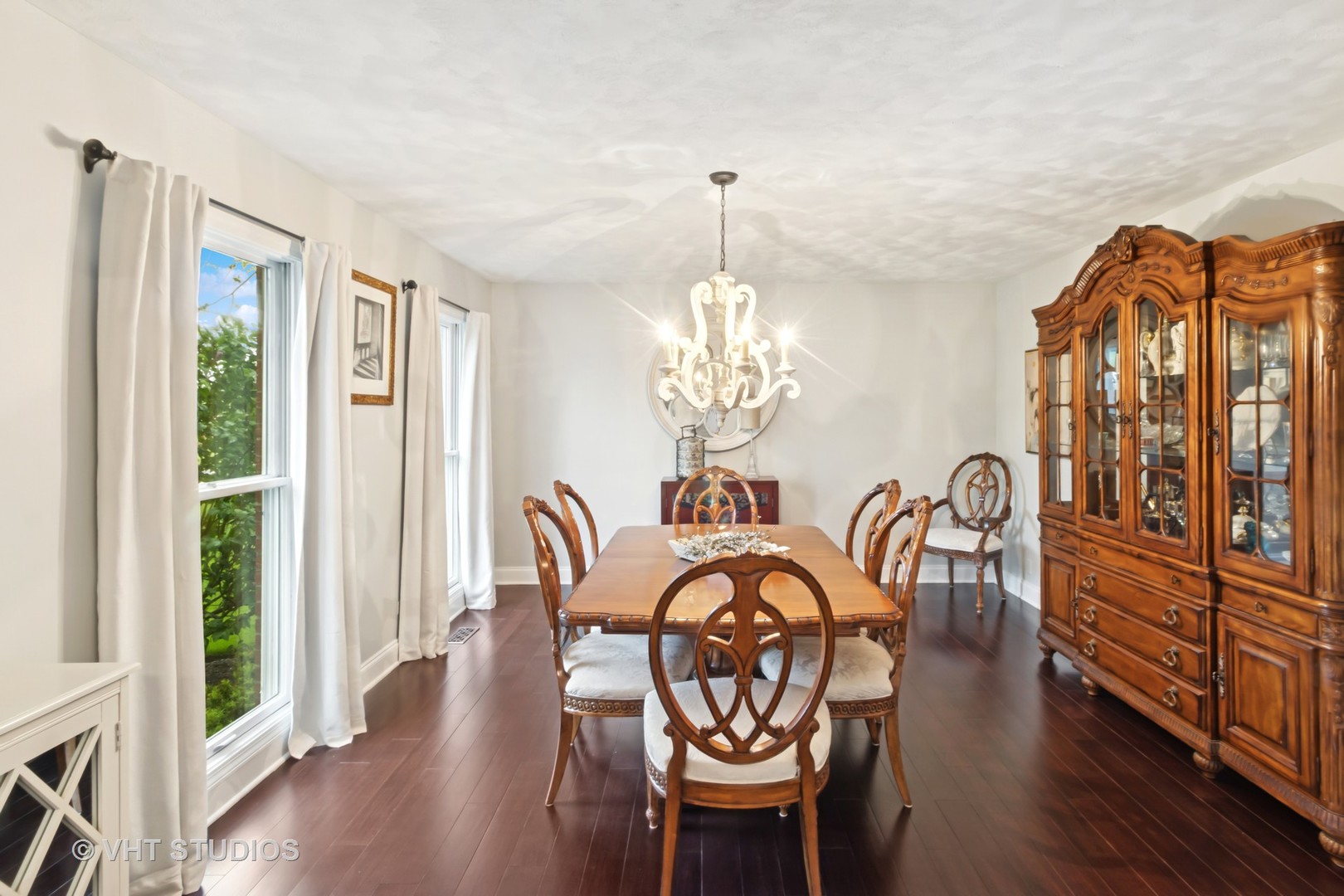 3022 Woods Creek Lane