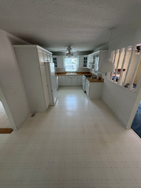Tiny photo for 14650 Pebble Creek Court, Homer Glen, IL 60491 (MLS # 12705042)