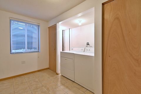 Tiny photo for 410 Manchester Road, Oswego, IL 60543 (MLS # 12546383)