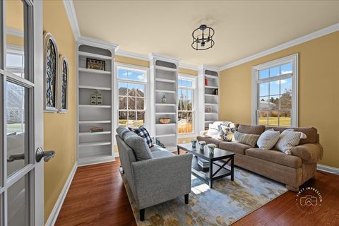 Tiny photo for 3N441 VACHEL LINDSAY Street, St. Charles, IL 60175 (MLS # 12572007)