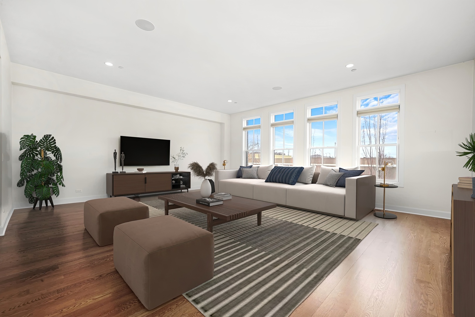 7 N Elmhurst Avenue