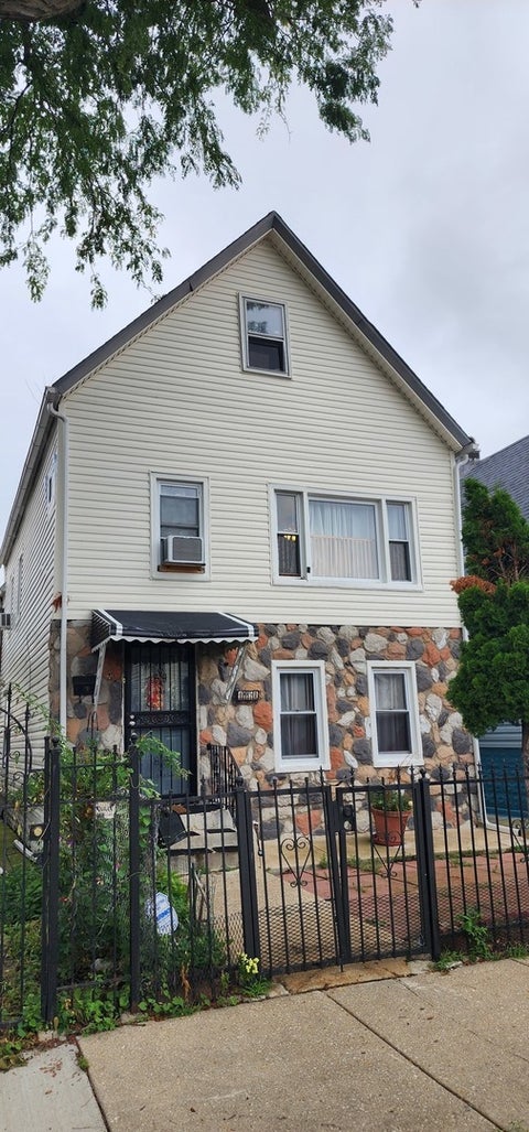Photo of 4051 S Campbell Avenue, Chicago, IL 60632 (MLS # 12746543)