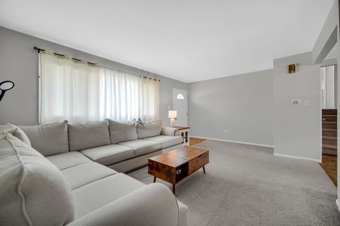 Tiny photo for 7305 W 75th Street, Bridgeview, IL 60455 (MLS # 12614261)