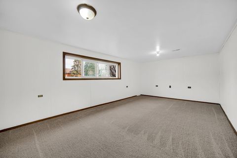 Tiny photo for 7305 W 75th Street, Bridgeview, IL 60455 (MLS # 12614261)