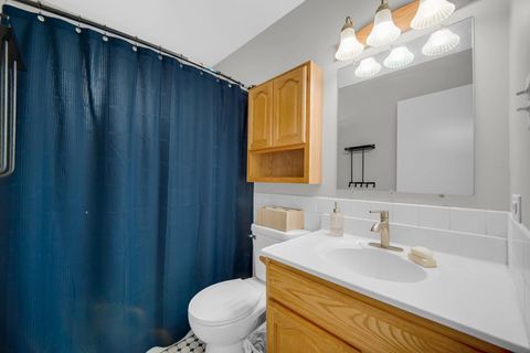 Tiny photo for 7305 W 75th Street, Bridgeview, IL 60455 (MLS # 12614261)