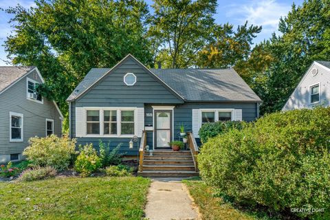 Photo of 168 S Edison Avenue, Elgin, IL 60123 (MLS # 12484186)