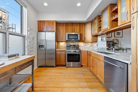 Tiny photo for 1530 N Elk Grove Avenue #G, Chicago, IL 60622 (MLS # 12548008)