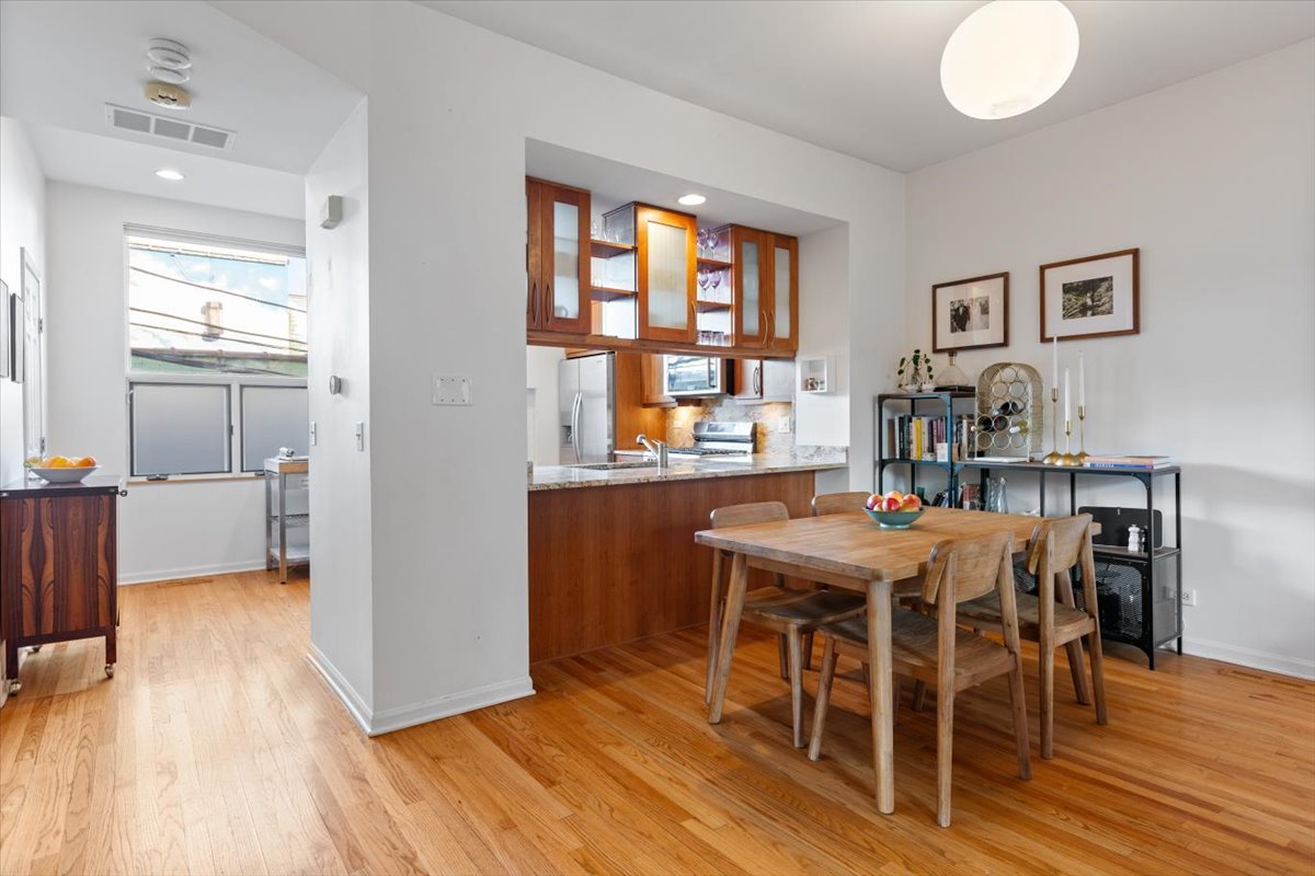 1530 N Elk Grove Avenue G