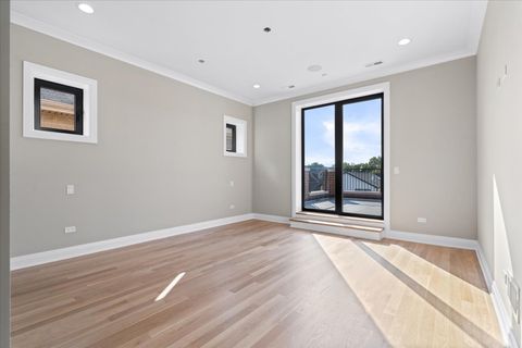 Tiny photo for 3036 N Sheffield Avenue #3, Chicago, IL 60657 (MLS # 12441536)