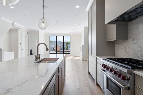 Tiny photo for 3036 N Sheffield Avenue #3, Chicago, IL 60657 (MLS # 12441536)